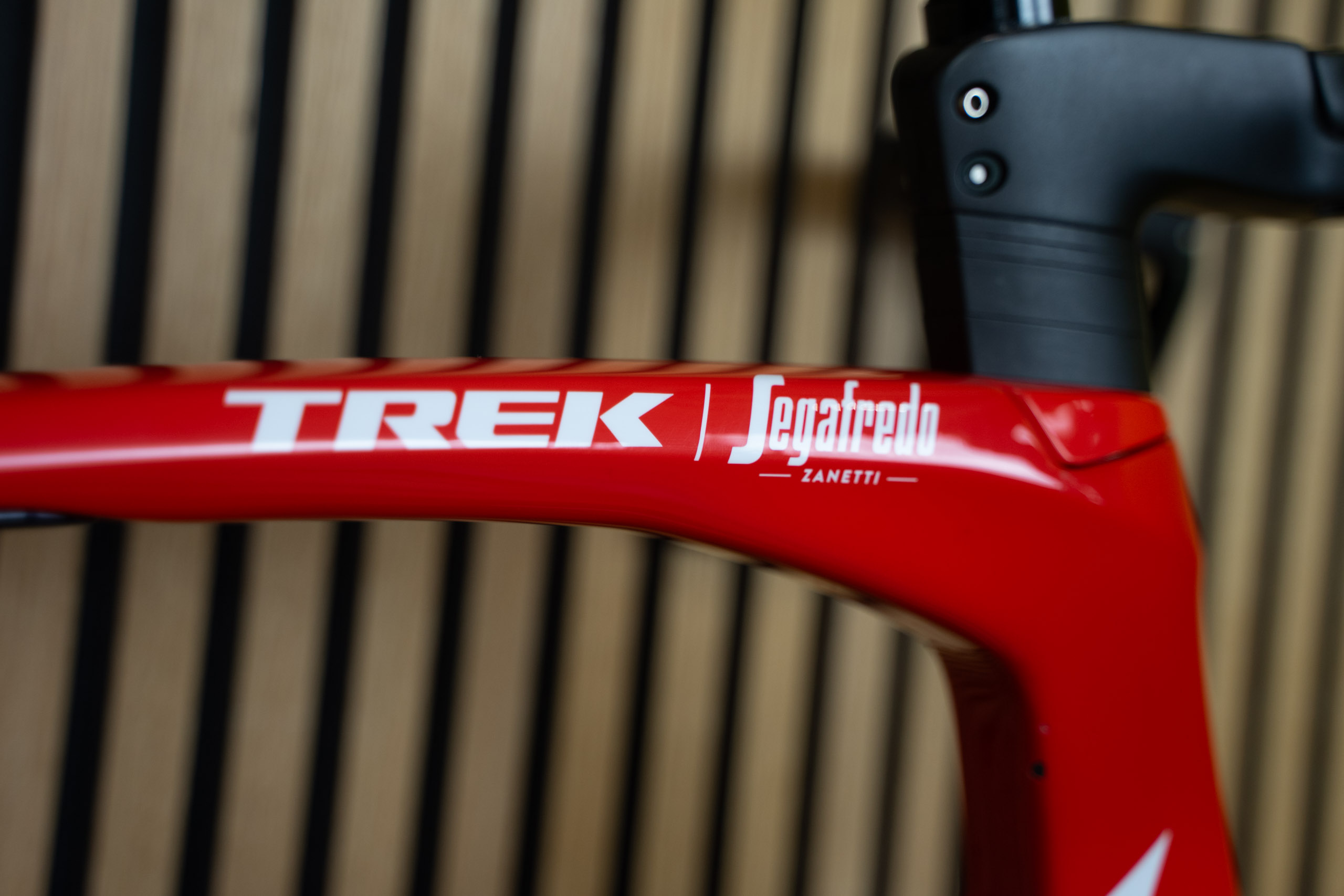 Trek Madone SLR9 DISC 