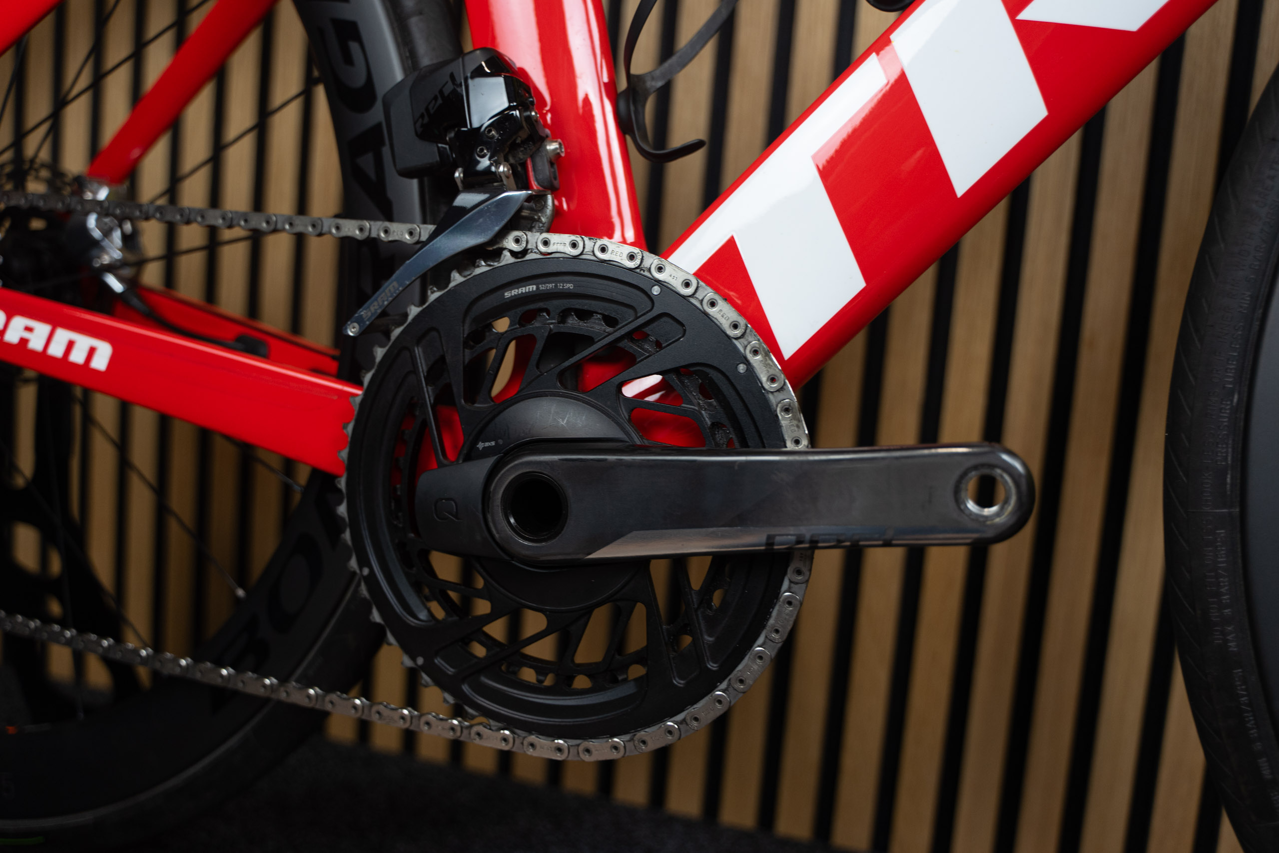 Trek Madone SLR9 DISC 