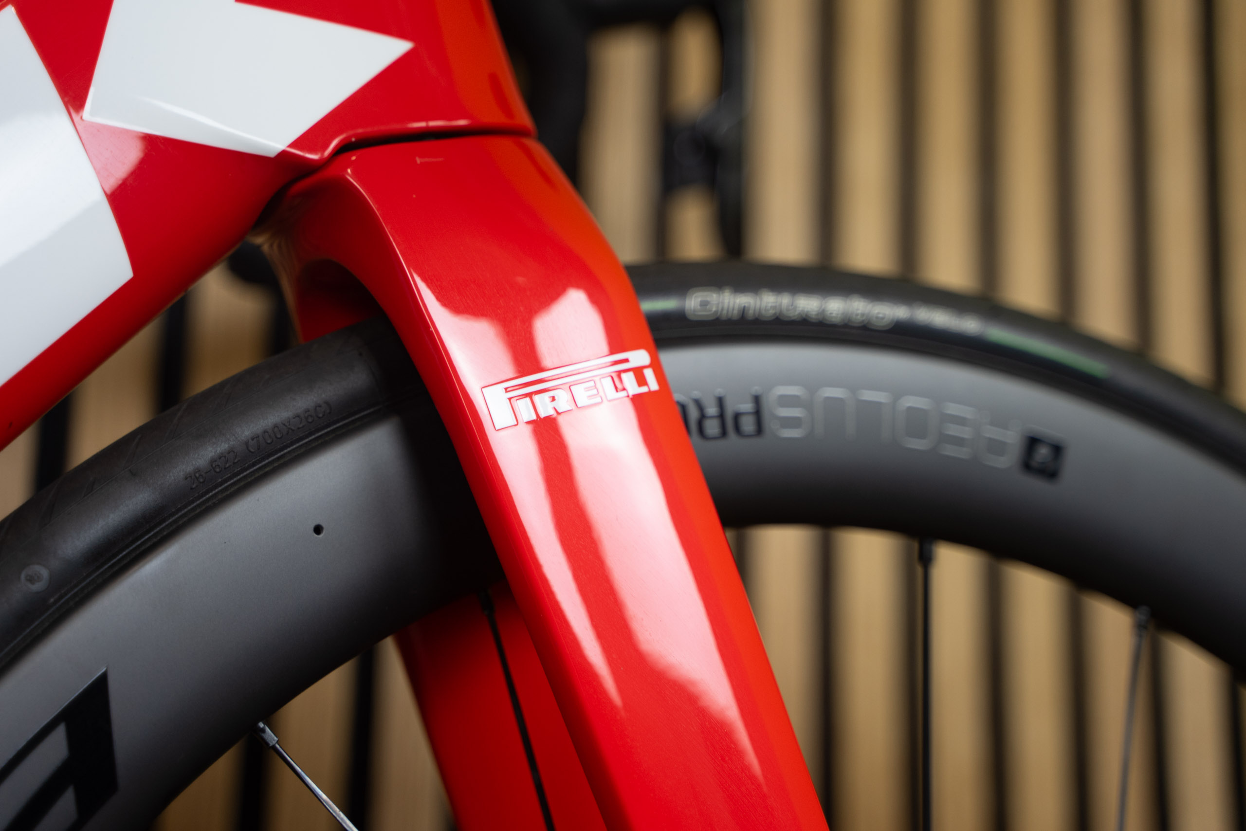 Trek Madone SLR9 DISC 